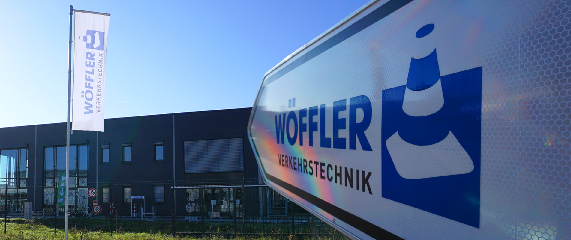 Wöffler Verkehrstechnik - Firmensitz mit Zufahrtsschild